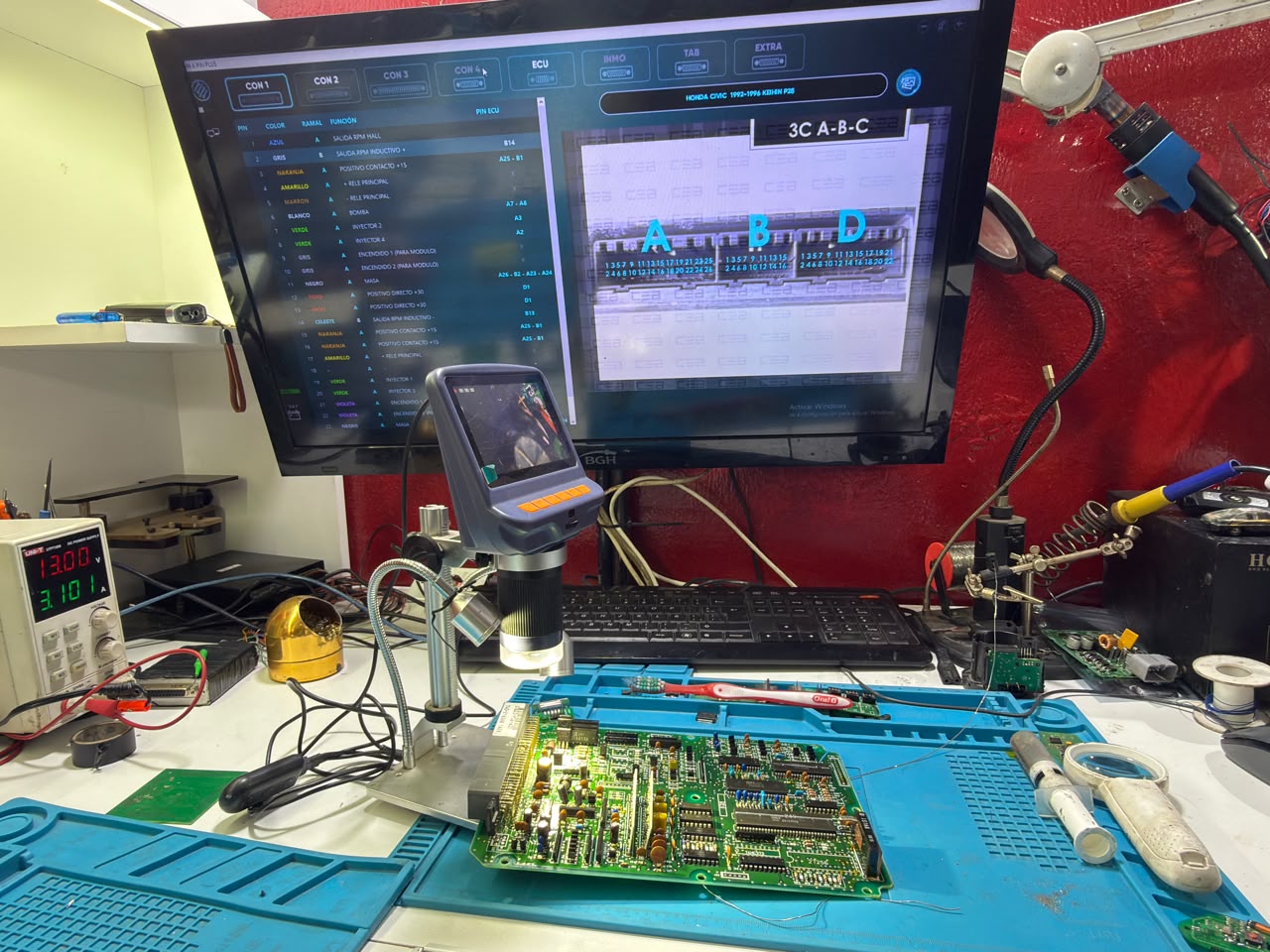 Mapeo de pines y diagnóstico de circuitos impresos en computadora de motor ECU